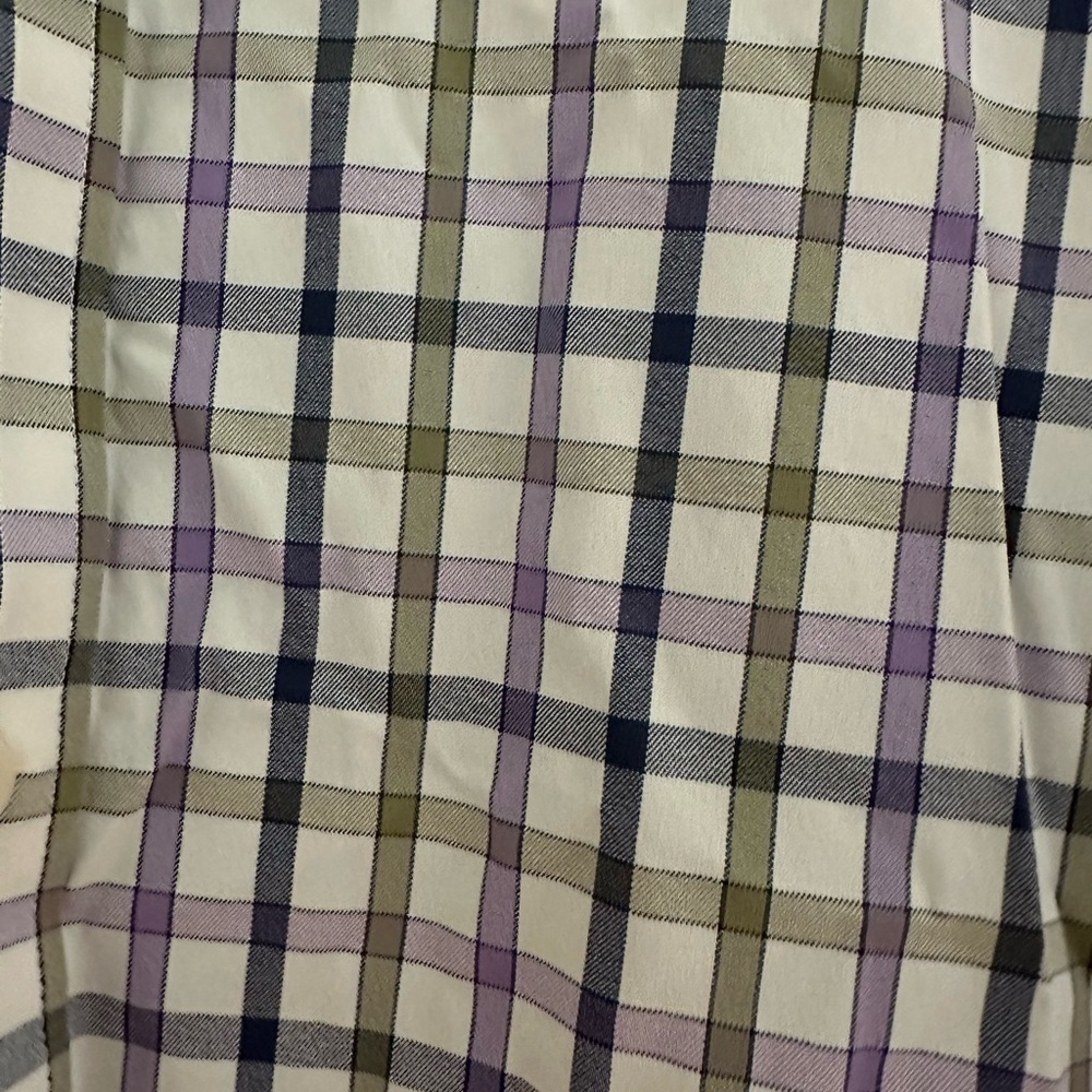 Untuckit White Purple Plaid Dress shirt size 3XL. Relaxed Fit - Picture 3 of 4